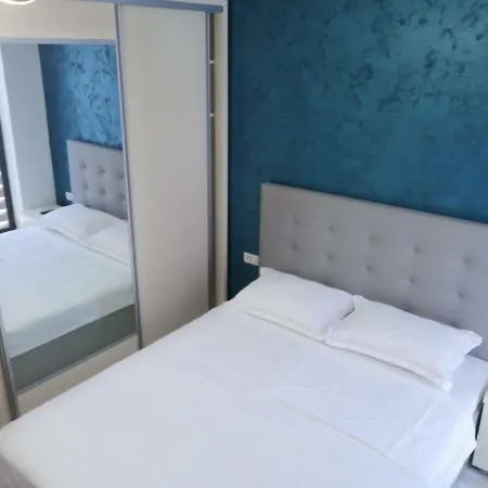 Sasu Sea Terrace Apartment *